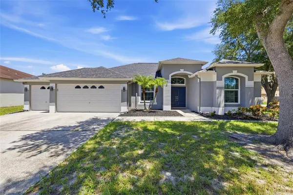 $525,000 | 12020 Running Fox Circle, Riverview, FL 33569