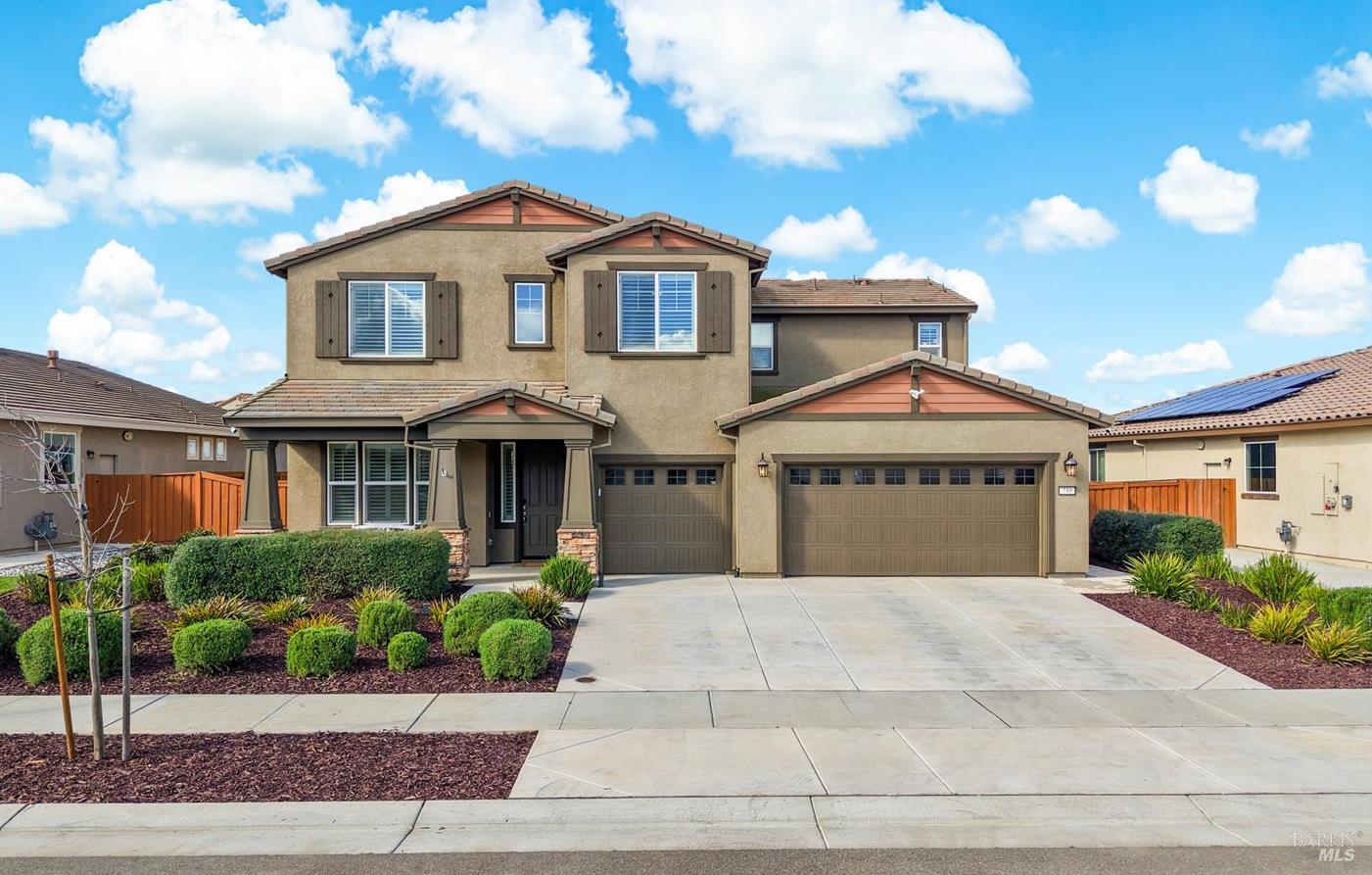 710 Fielding Way Dixon, CA 95620 - Photo 4 of 104