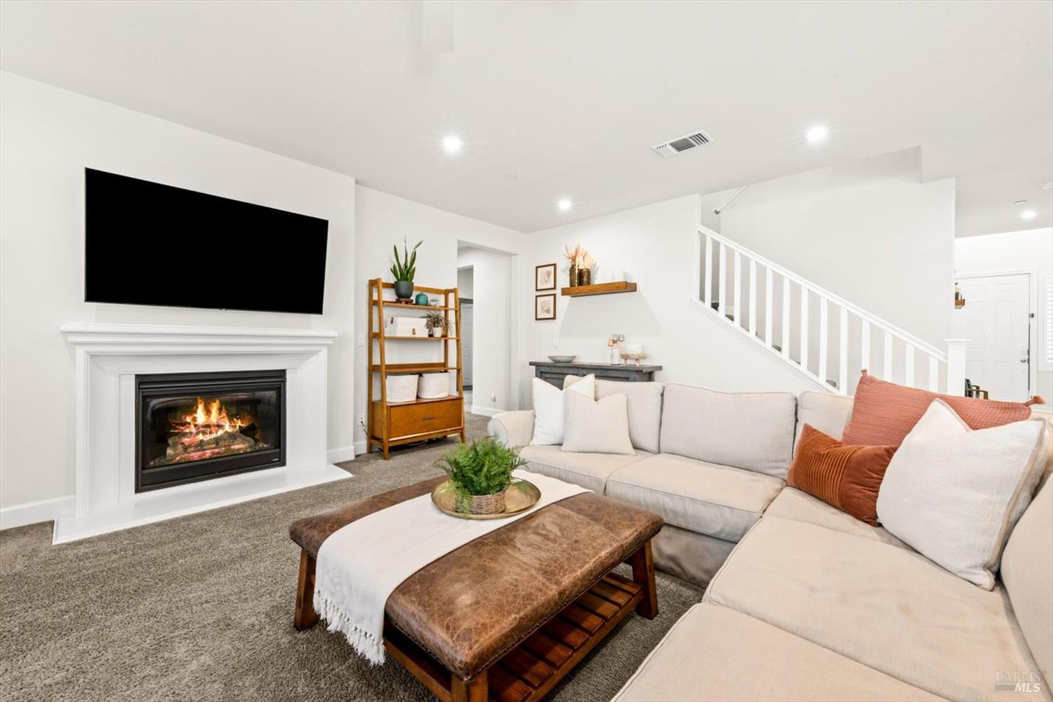 710 Fielding Way Dixon, CA 95620 - Photo 42 of 104