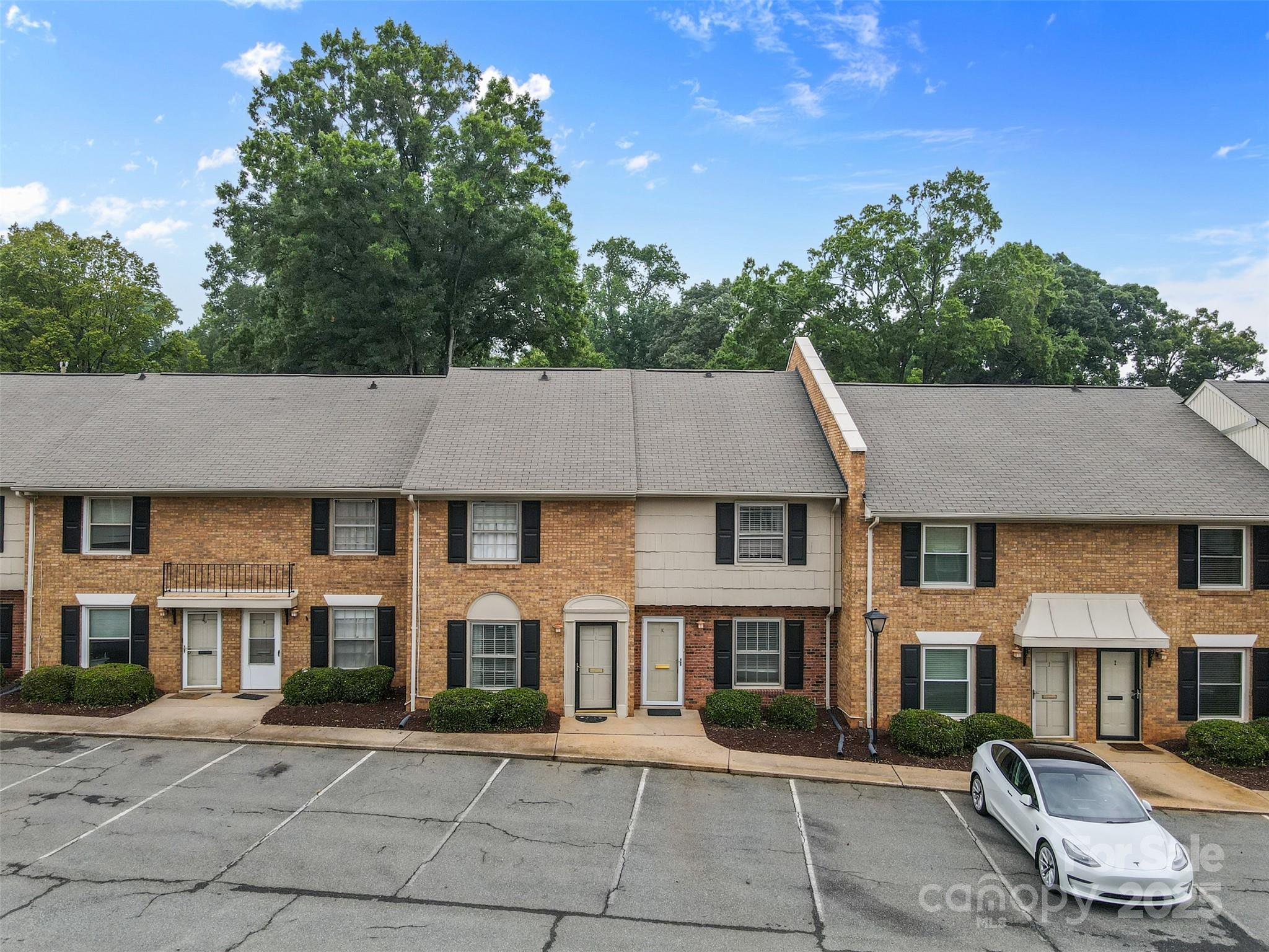 3720 Park Road, Unit K Charlotte, NC 28209 - Photo 5 of 41 Gallery Image 5