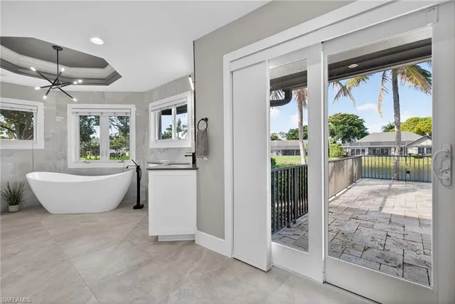 $1,695,000 | 2341 Mayfield Court, Unit 8, Naples, FL 34105