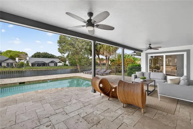 $1,695,000 | 2341 Mayfield Court, Unit 8, Naples, FL 34105