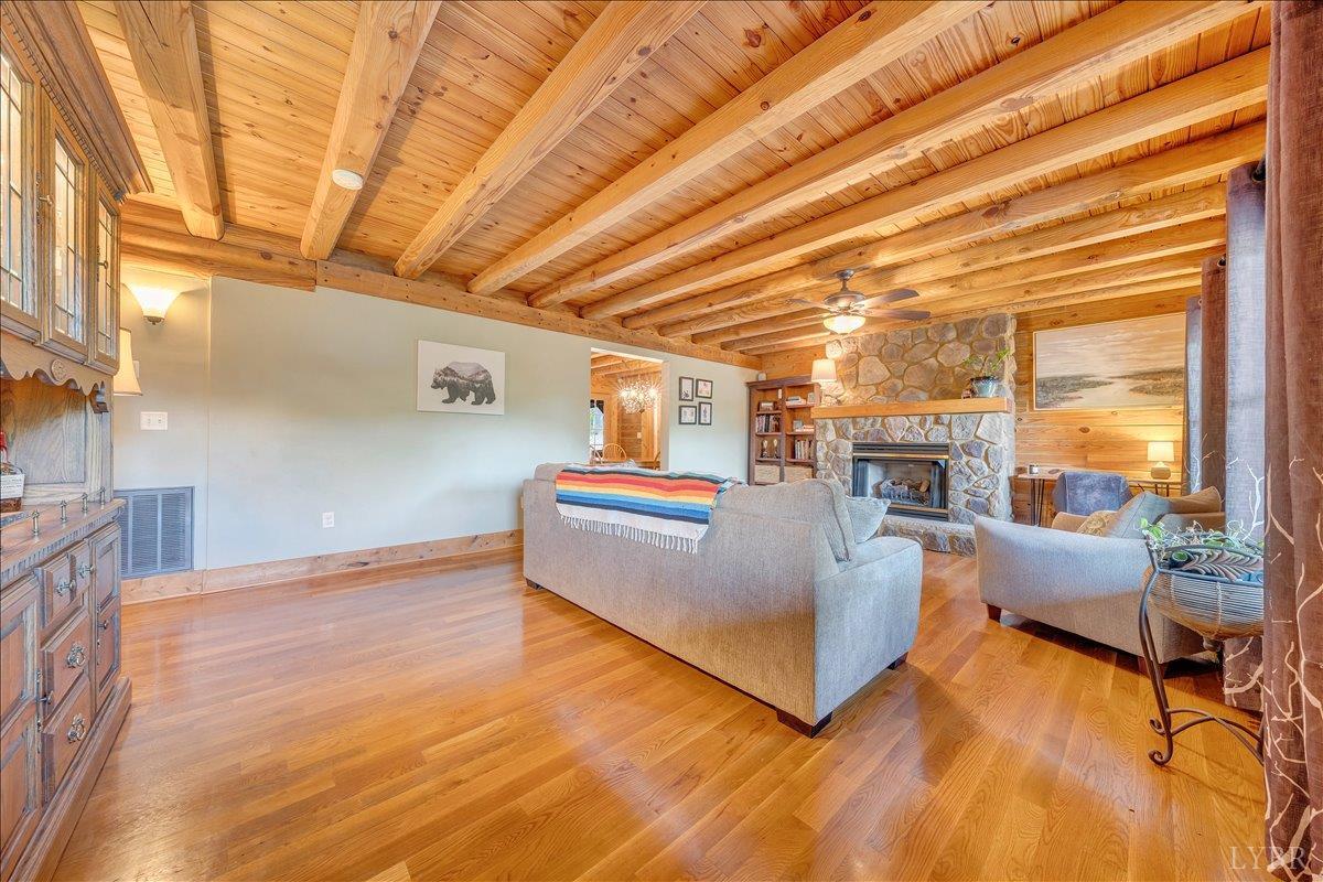 615 Muse Road Fincastle, VA 24090 - Photo 7 of 78 Gallery Image 7