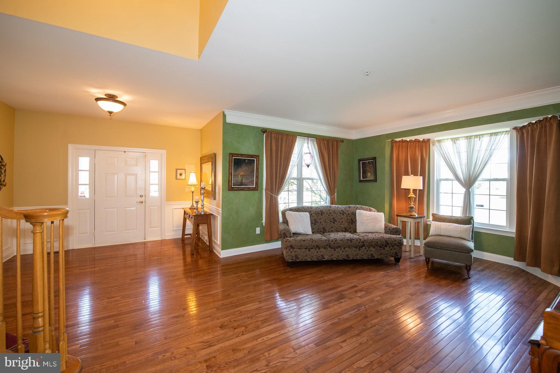 2155 Brookshire Road Furlong, PA 18925 - Photo 5 of 40 Living Room