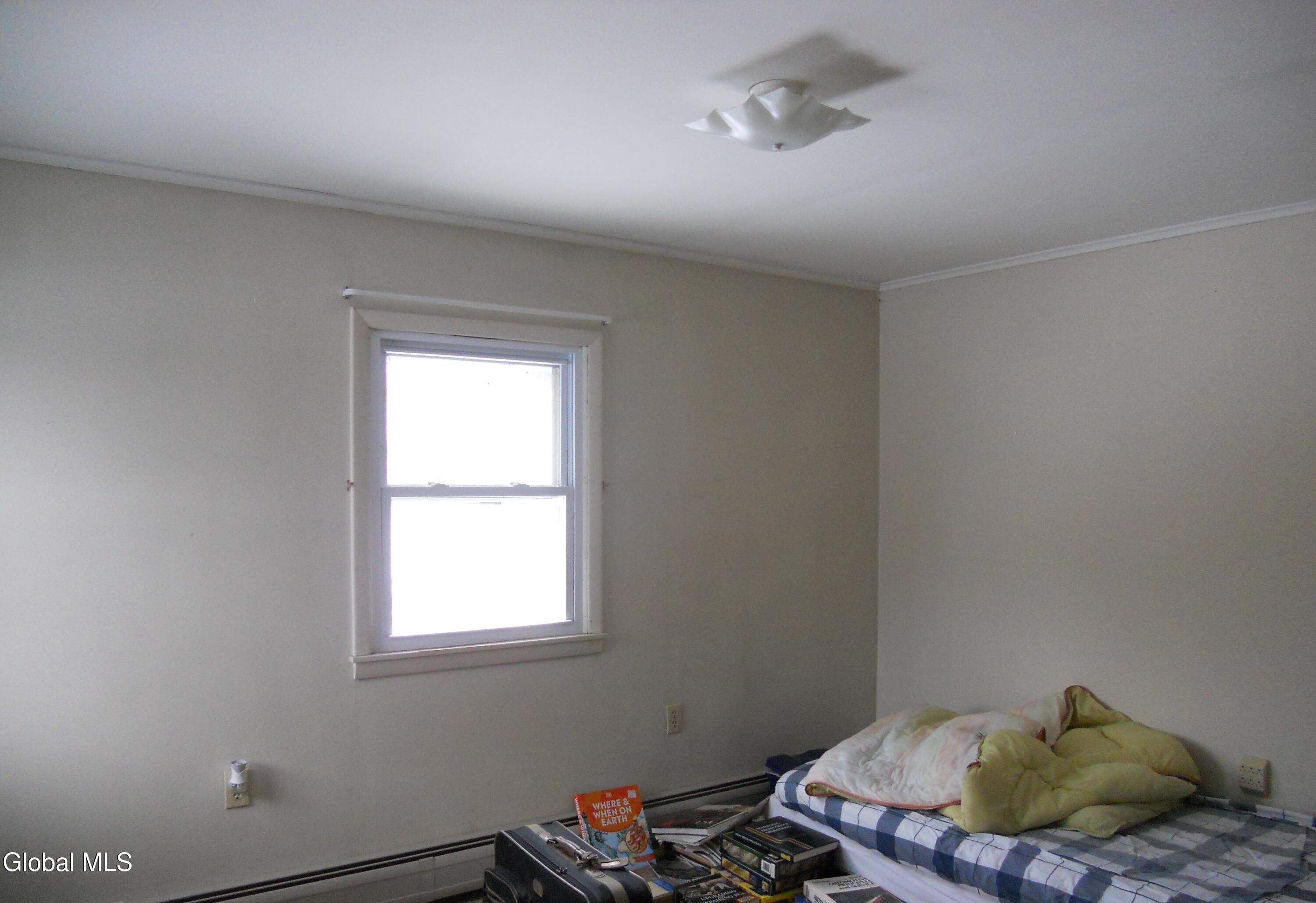 90 Tomhannock Road Valley Falls, NY 12185 - Photo 28 of 37 bedroom