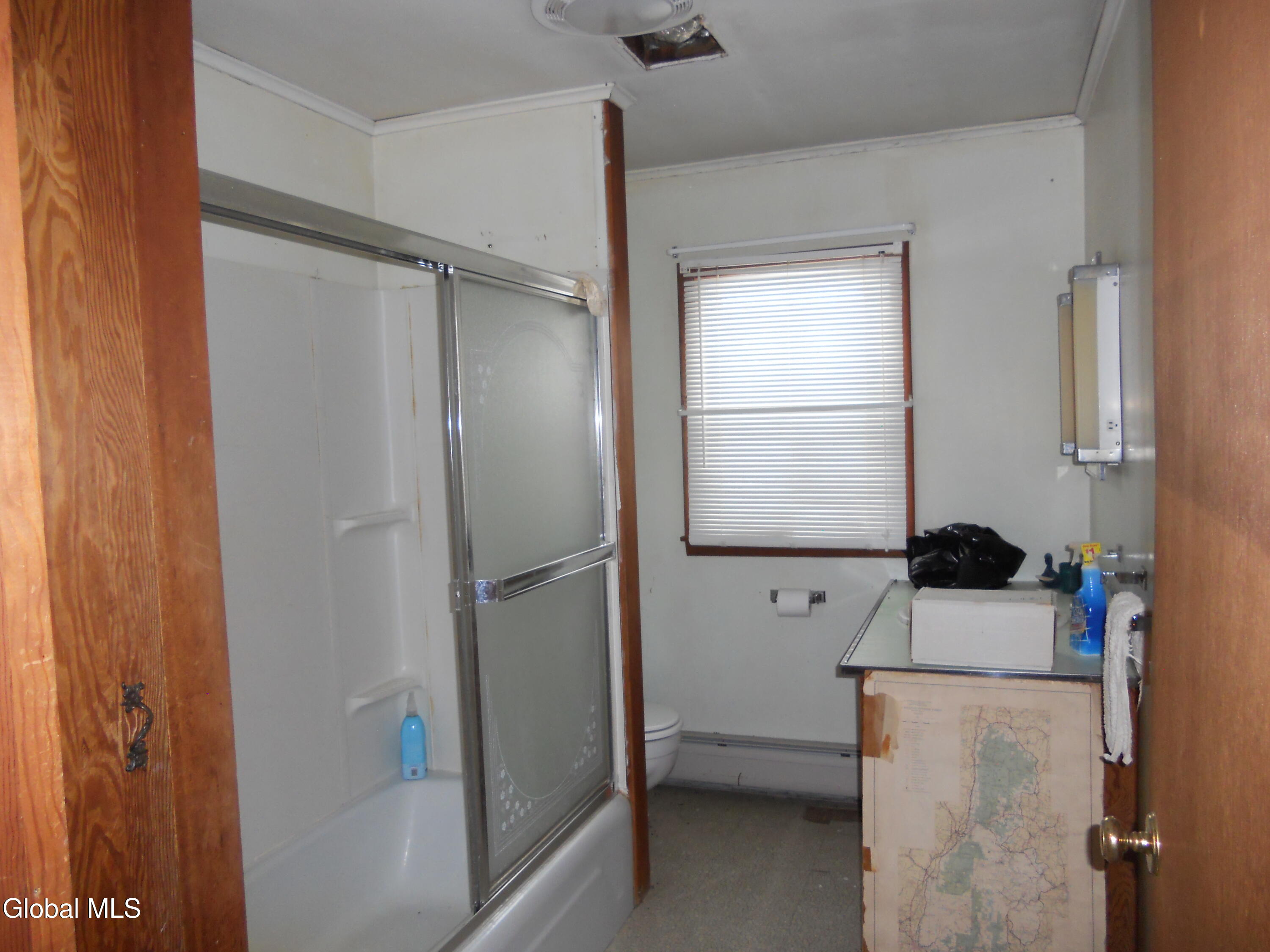 90 Tomhannock Road Valley Falls, NY 12185 - Photo 30 of 37 bathroom