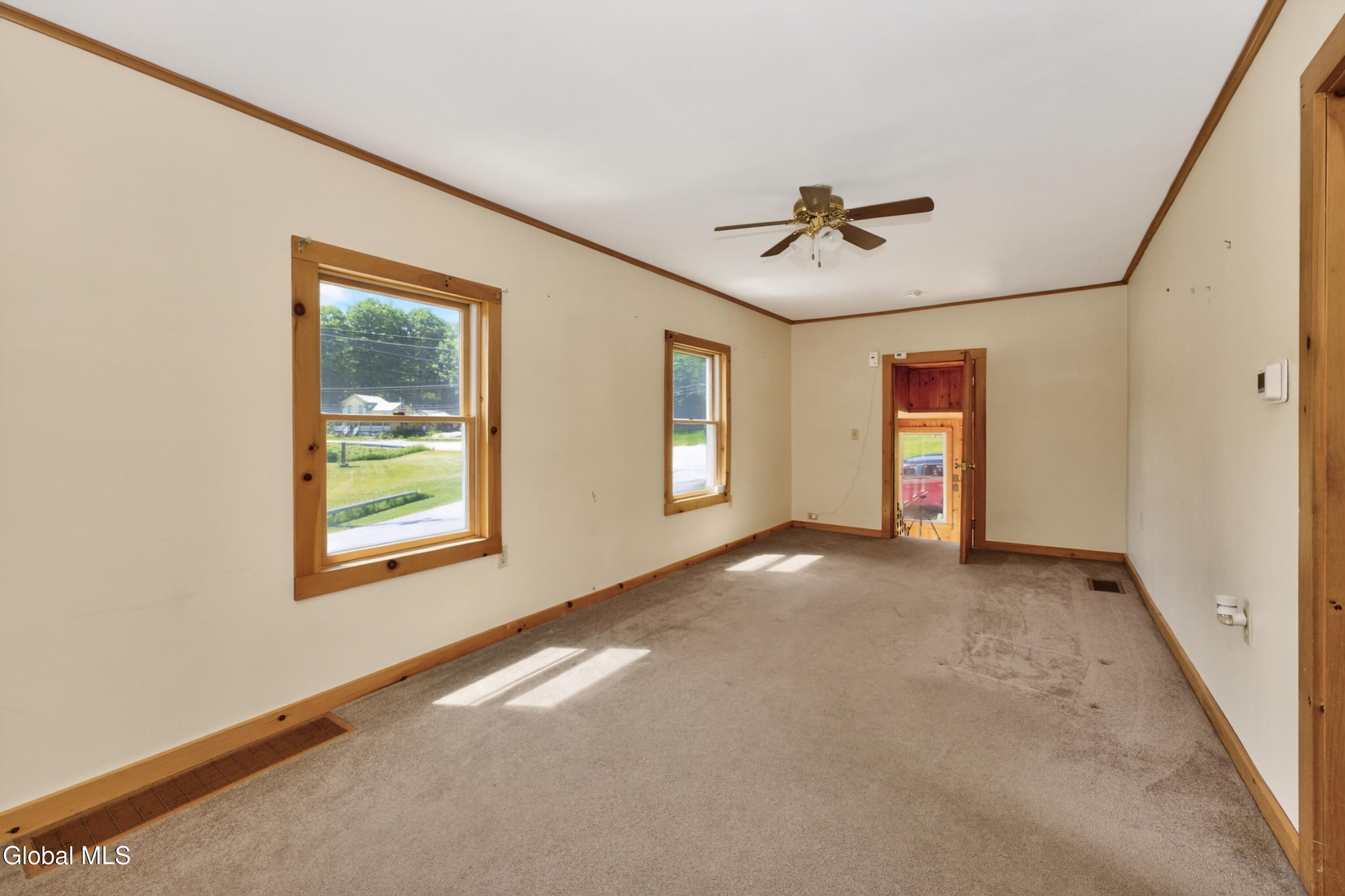 652 County Rte 49 Cossayuna, NY 12823 - Photo 15 of 54 2 Livingroom 1