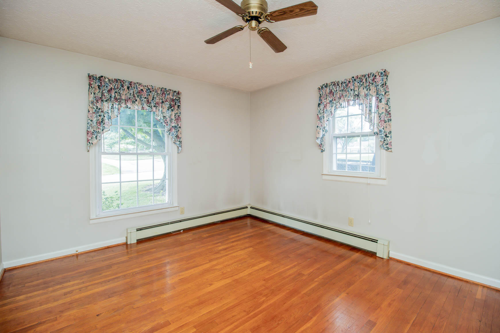 1806 Thatchers Mill Road Paris, KY 40361 - Photo 21 of 36 IMG_8821