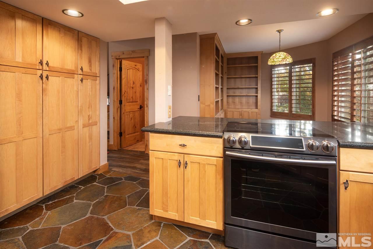 3585 Cashill Boulevard Reno, NV 89509 - Photo 9 of 40 Photo 9