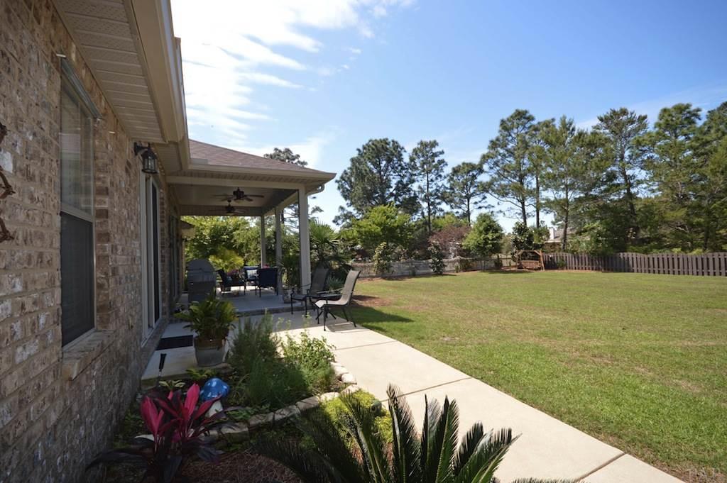 7628 Woodmont Road Navarre, FL 32566 - Photo 8 of 40 Gallery Image 8