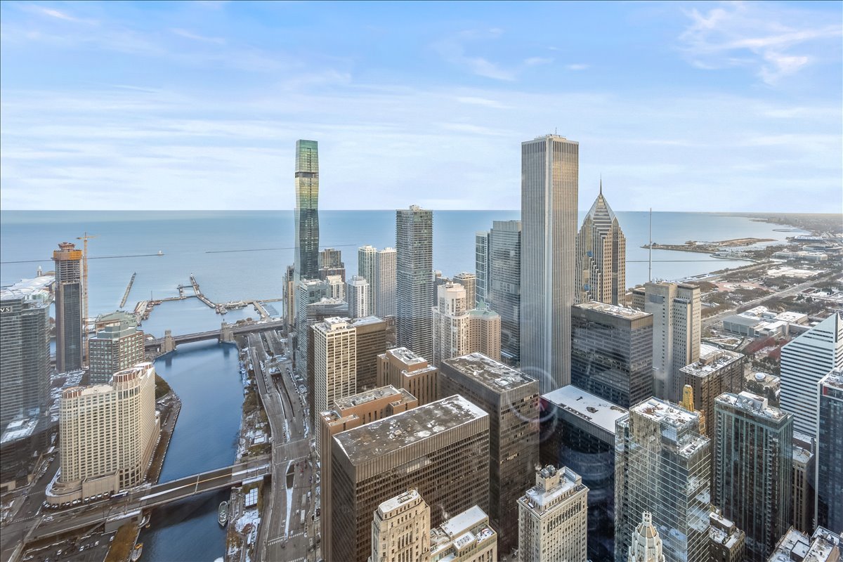 401 North Wabash Avenue, Unit 67F Chicago, IL 60611 - Photo 16 of 44 a picture of city view
