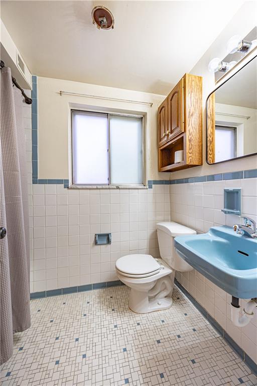 118 Washington Road Pittsburgh, PA 15221 - Photo 24 of 29