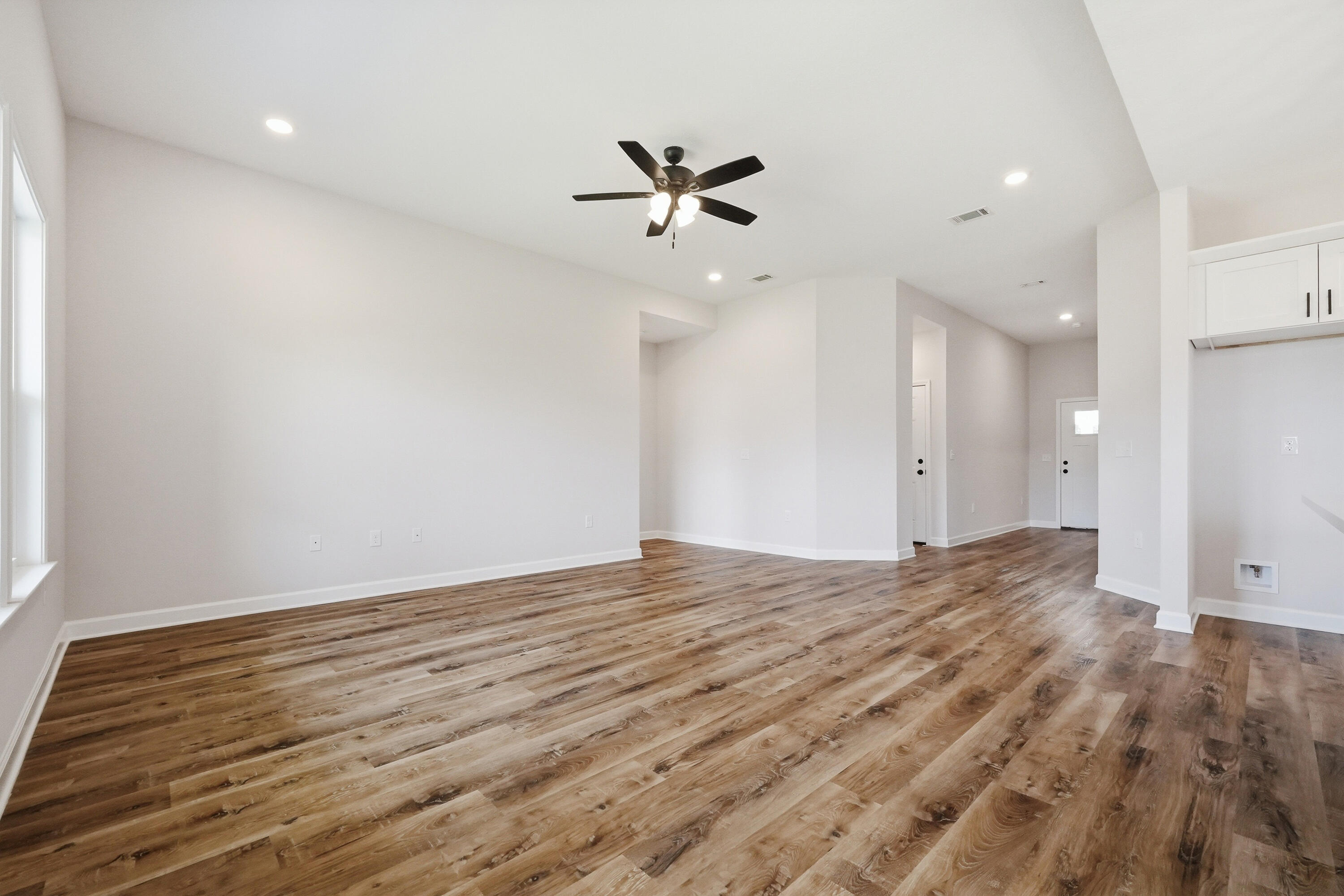 2828 Blackbird Court Crestview, FL 32539 - Photo 8 of 25 1