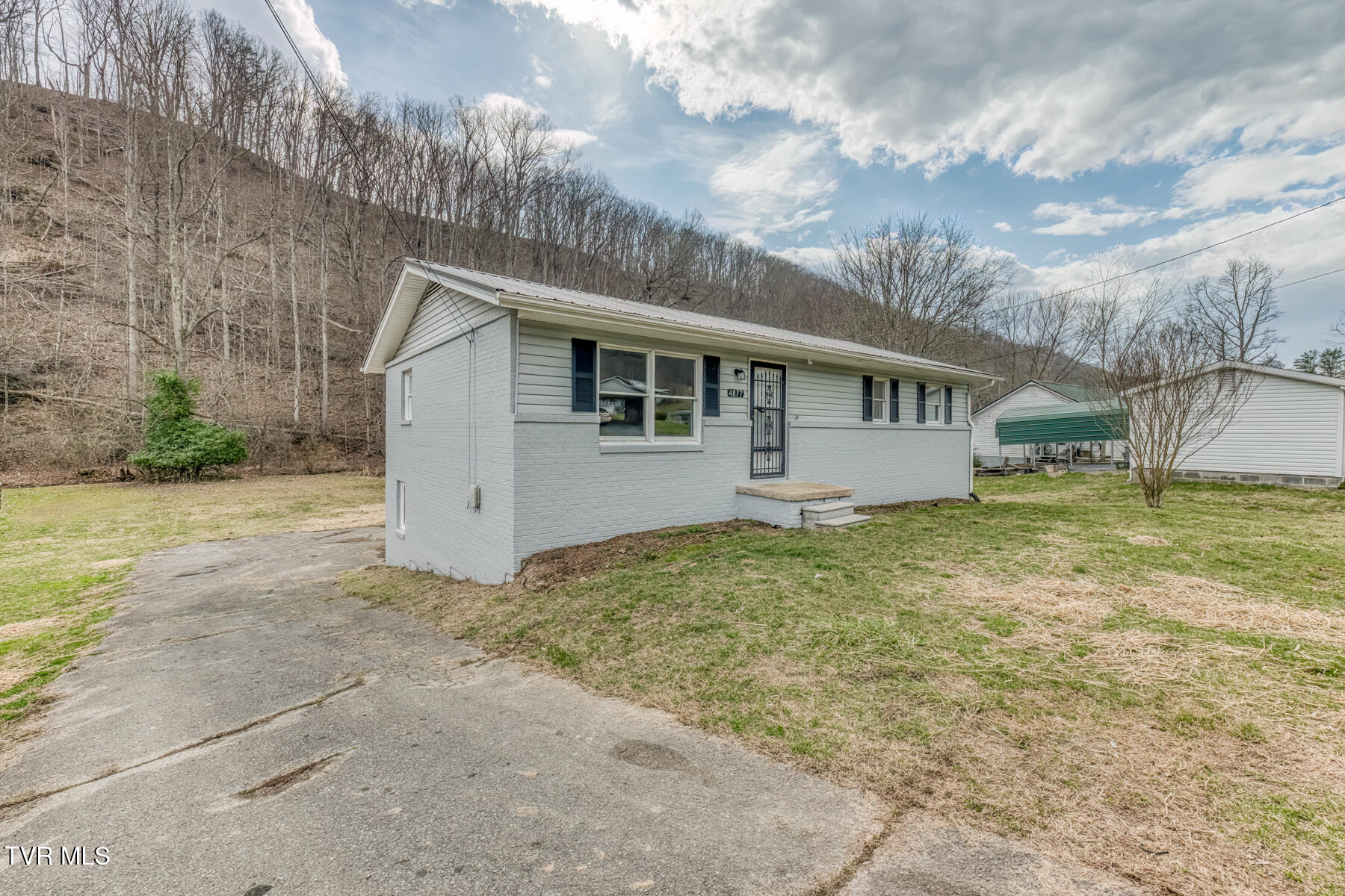 4877 Yuma Road Gate City, VA 24251 - Photo 3 of 38 4877 Yuma Rd-3
