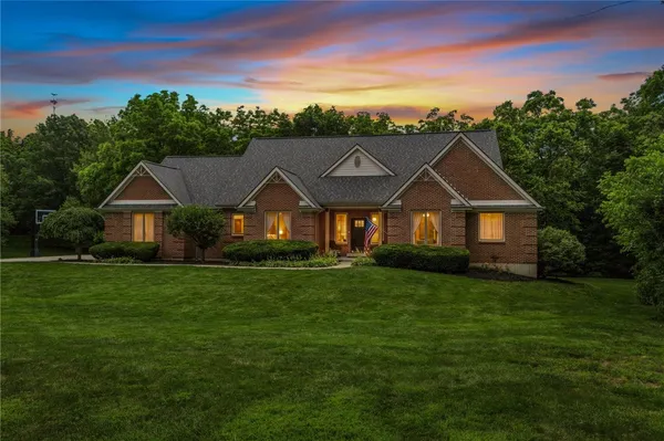 $799,900 | 105 Taylor Lane, Clarksville, OH 45113