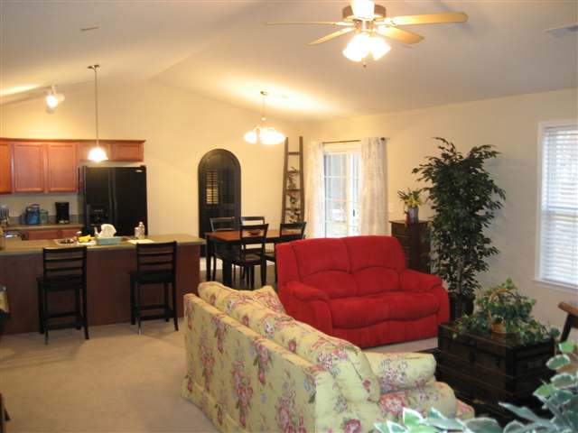24 Sprouse Farm Way Fountain Inn, SC 29644 - Photo 3 of 15