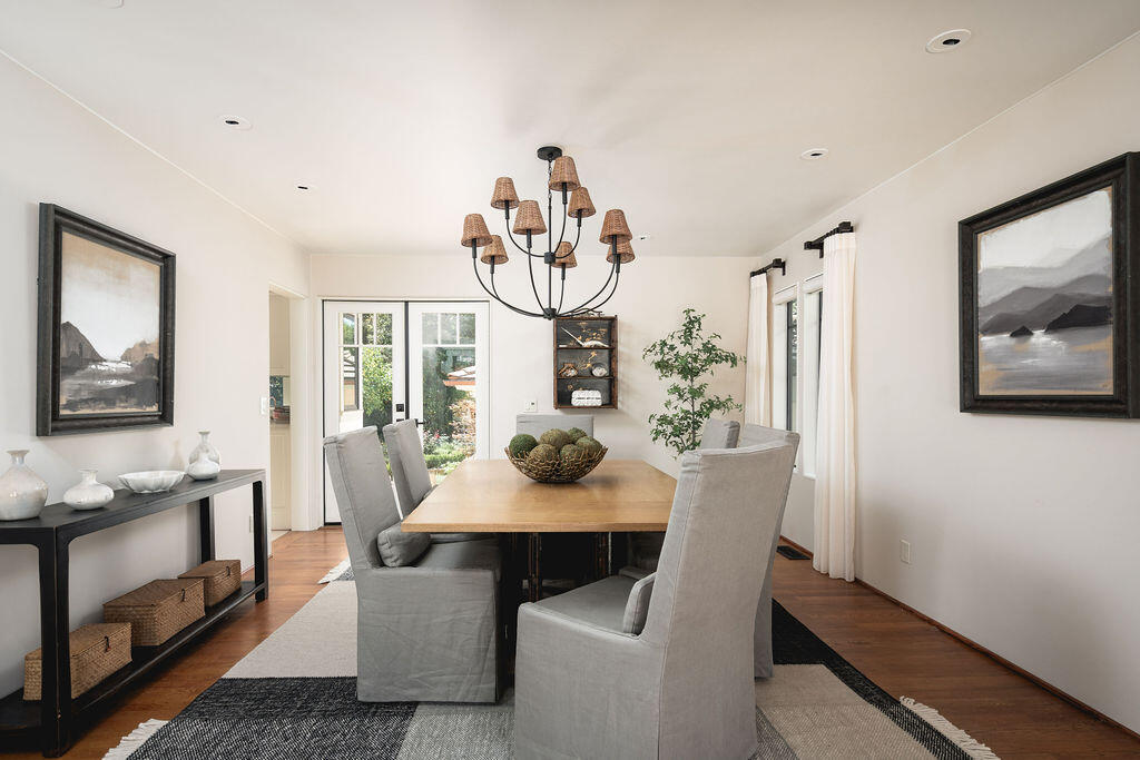 840 Ivy Lane Montecito, CA 93108 - Photo 22 of 57 a dining room with furniture and window