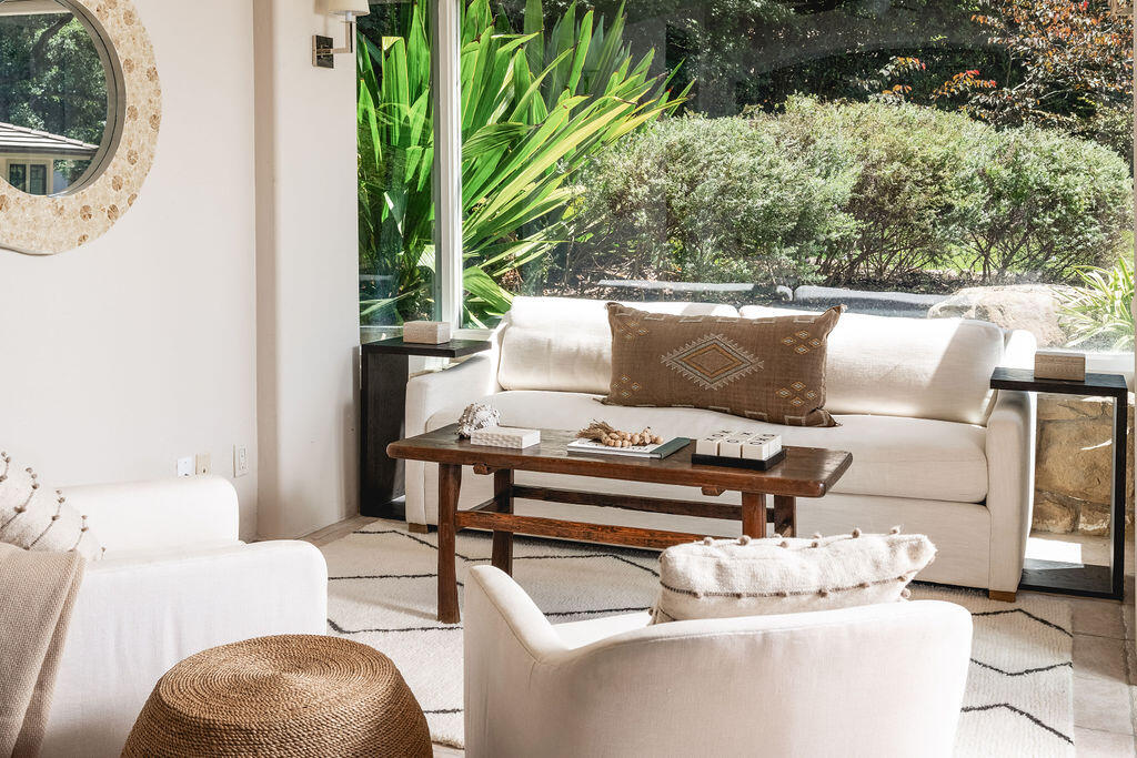 840 Ivy Lane Montecito, CA 93108 - Photo 55 of 57 a living room with furniture and a potted plant