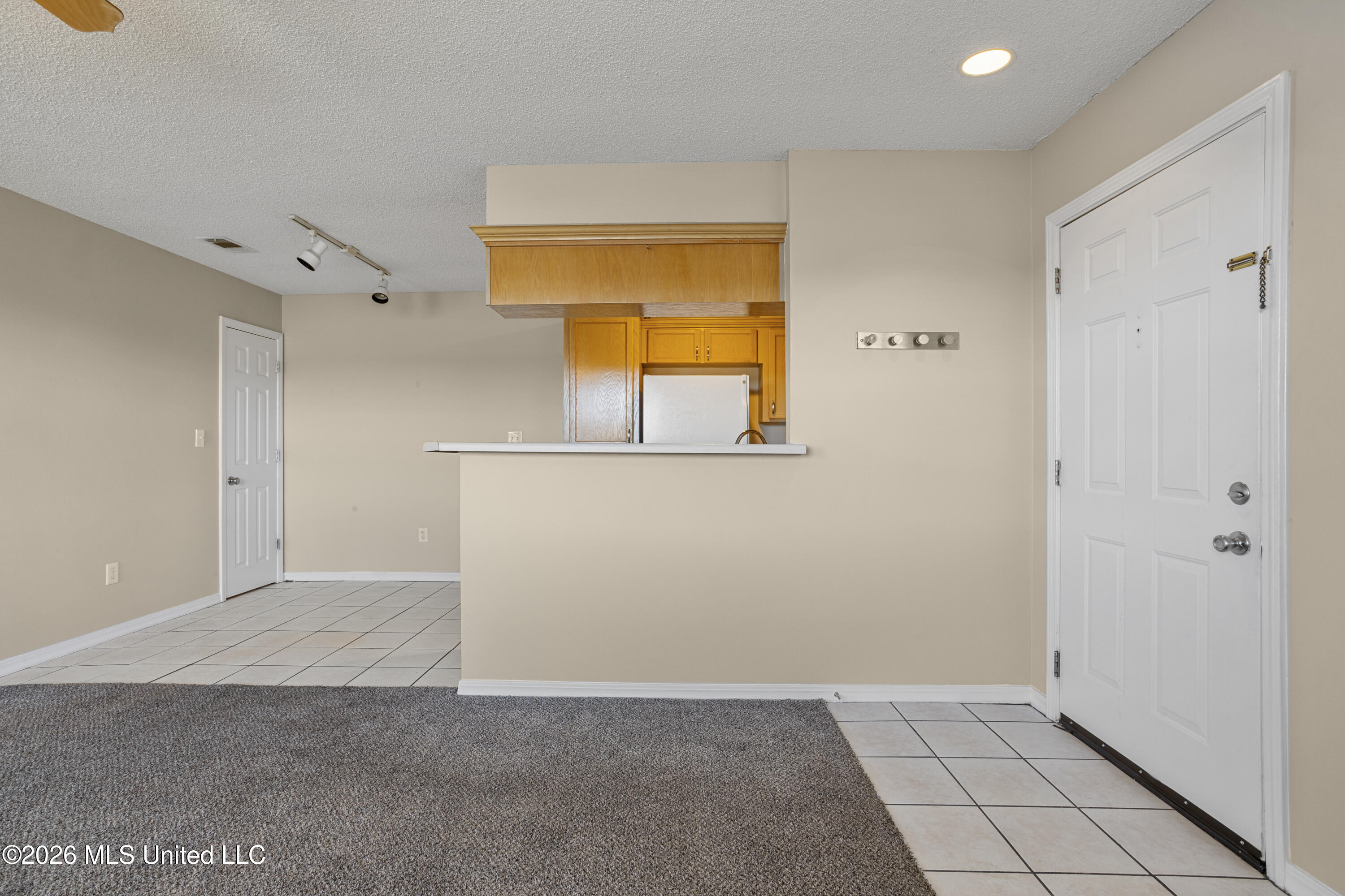 3230 Cumberland Road, Unit 208 Ocean Springs, MS 39564 - Photo 8 of 37 007