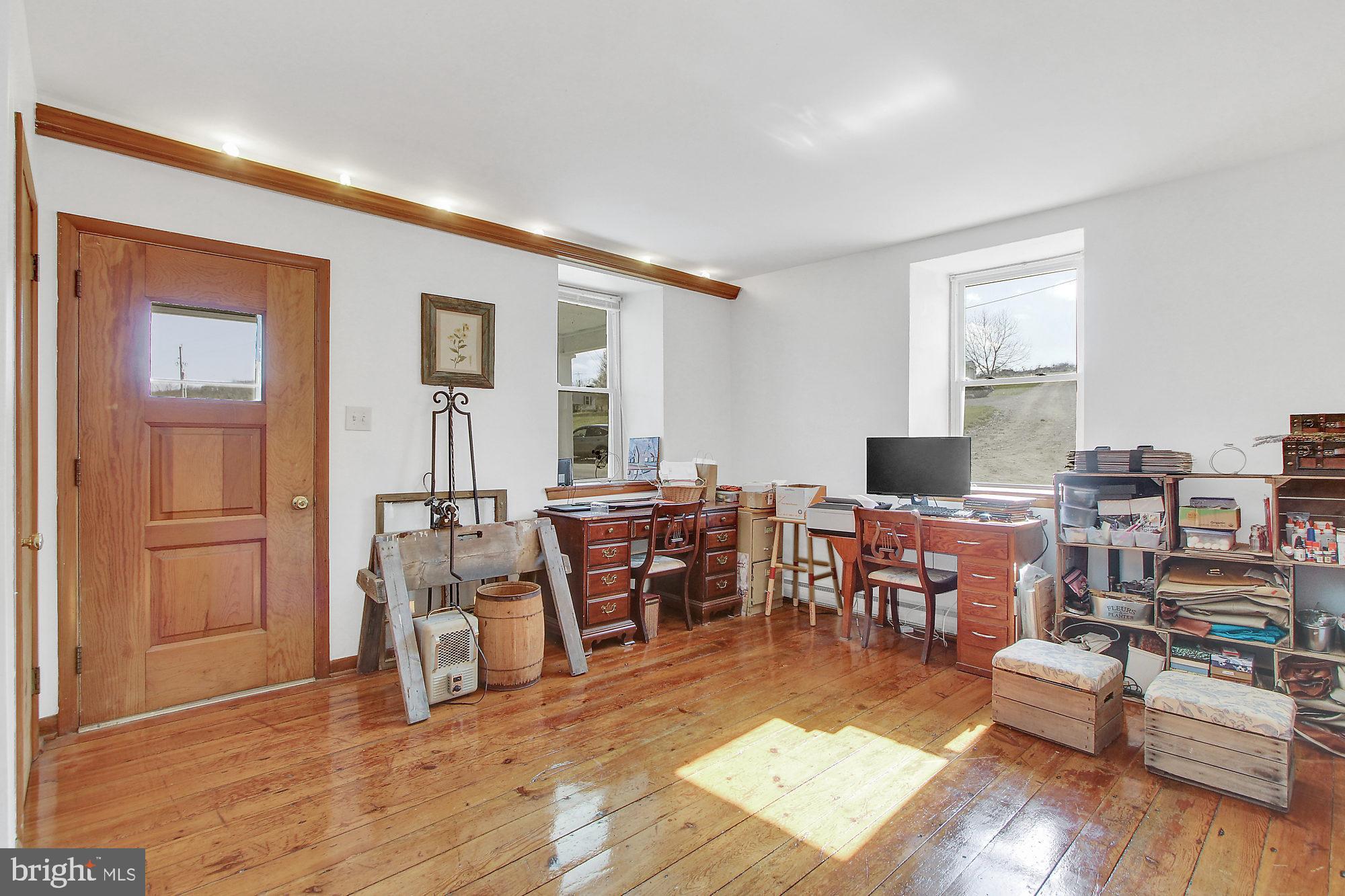 155 West Point Road Aspers, PA 17304 - Photo 3 of 54 Gallery Image 3