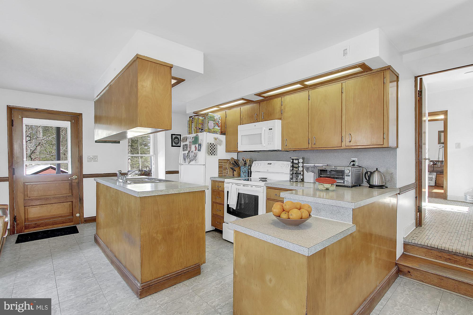 155 West Point Road Aspers, PA 17304 - Photo 8 of 54 Gallery Image 8