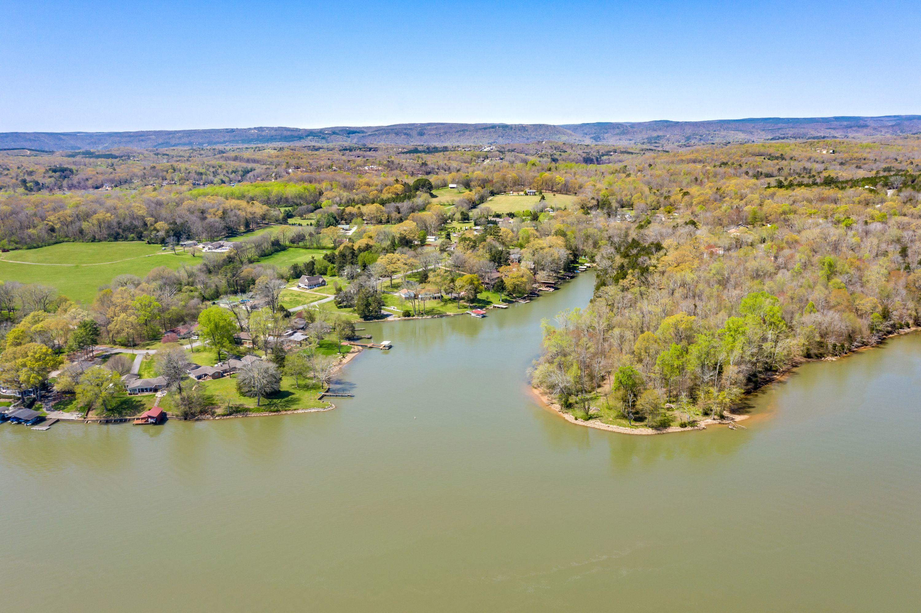 2326 North Shore Acres Road Soddy Daisy, TN 37379 - Photo 8 of 8 2326_N_Shore_Acres_0017