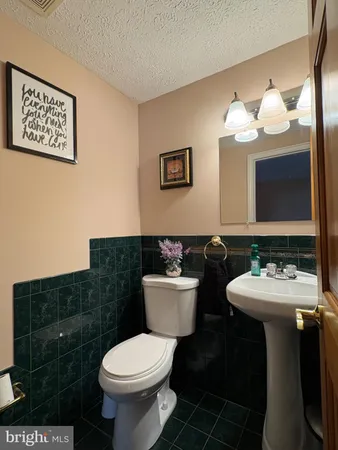 $3,000 | 803 Scott Circle, Glen Burnie, MD 21060