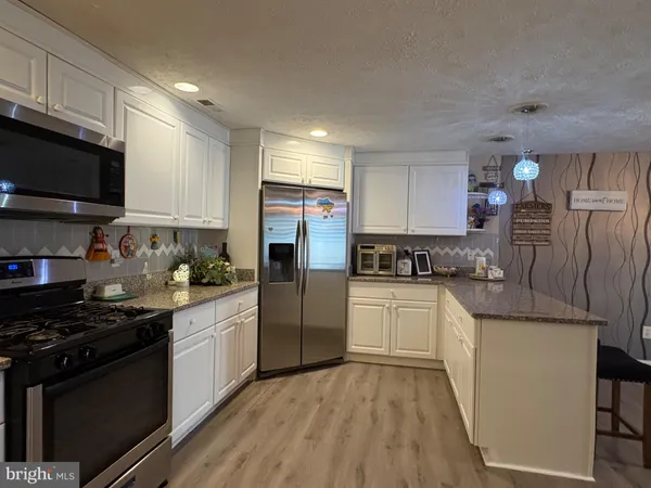 $3,000 | 803 Scott Circle, Glen Burnie, MD 21060