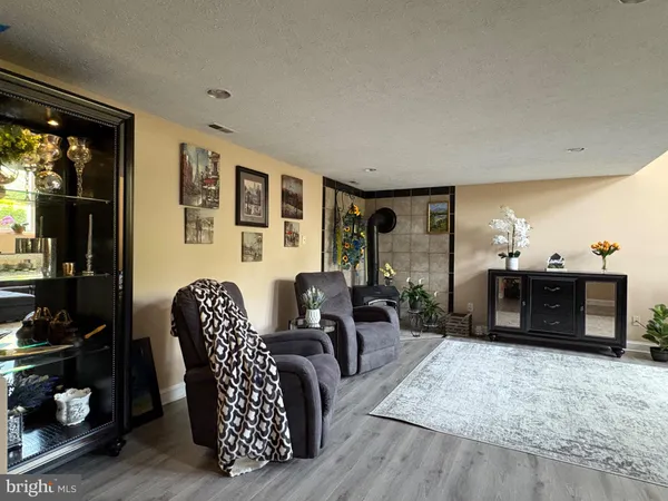 $3,000 | 803 Scott Circle, Glen Burnie, MD 21060