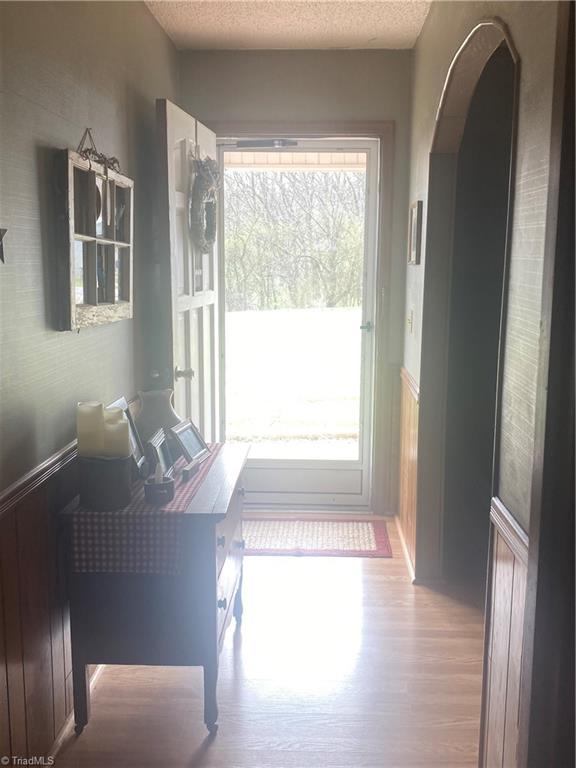 273 Old Homestead Road Wilkesboro, NC 28697 - Photo 8 of 28 Entry