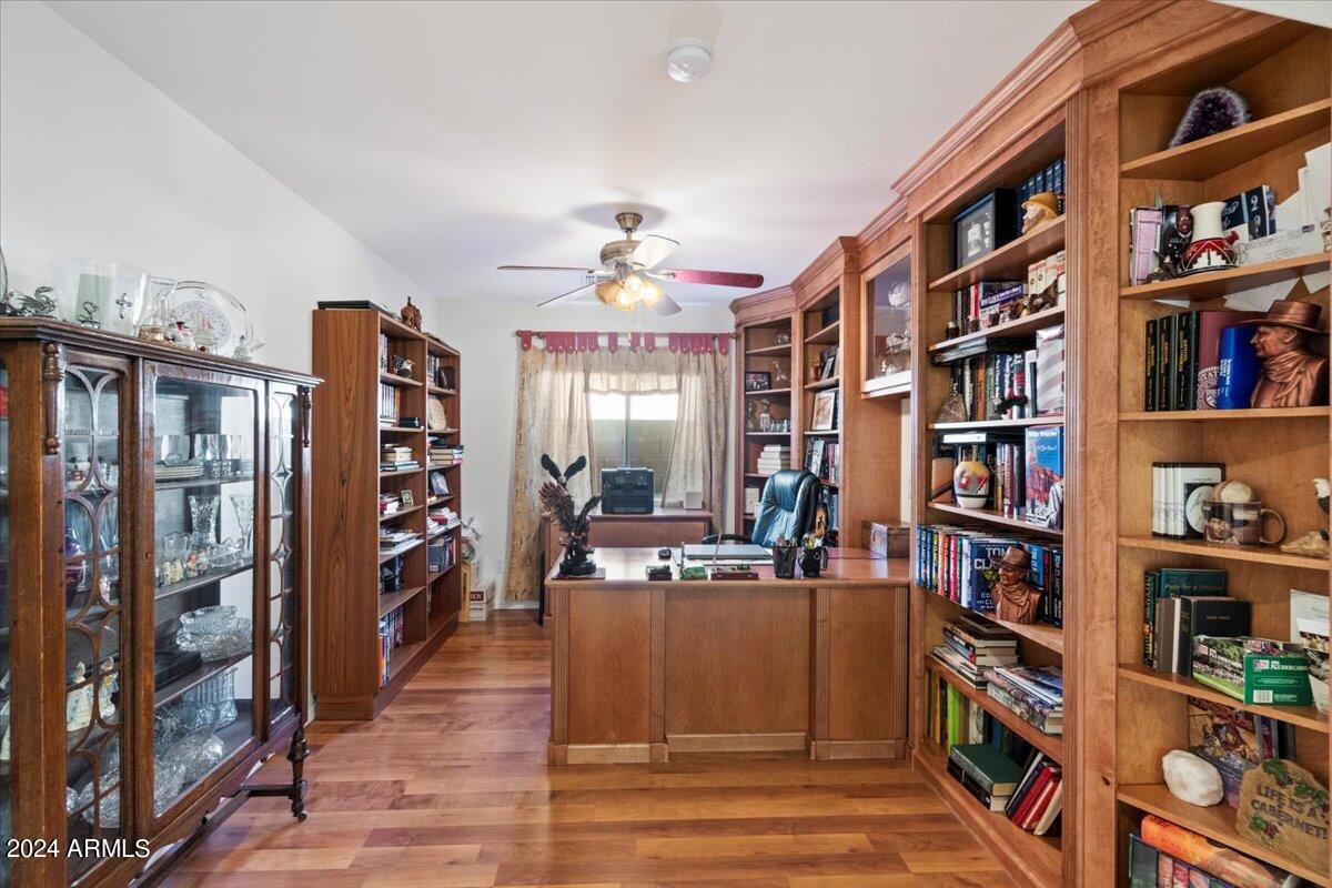 13622 West Redfield Road Surprise, AZ 85379 - Photo 12 of 23 13. Office-Den