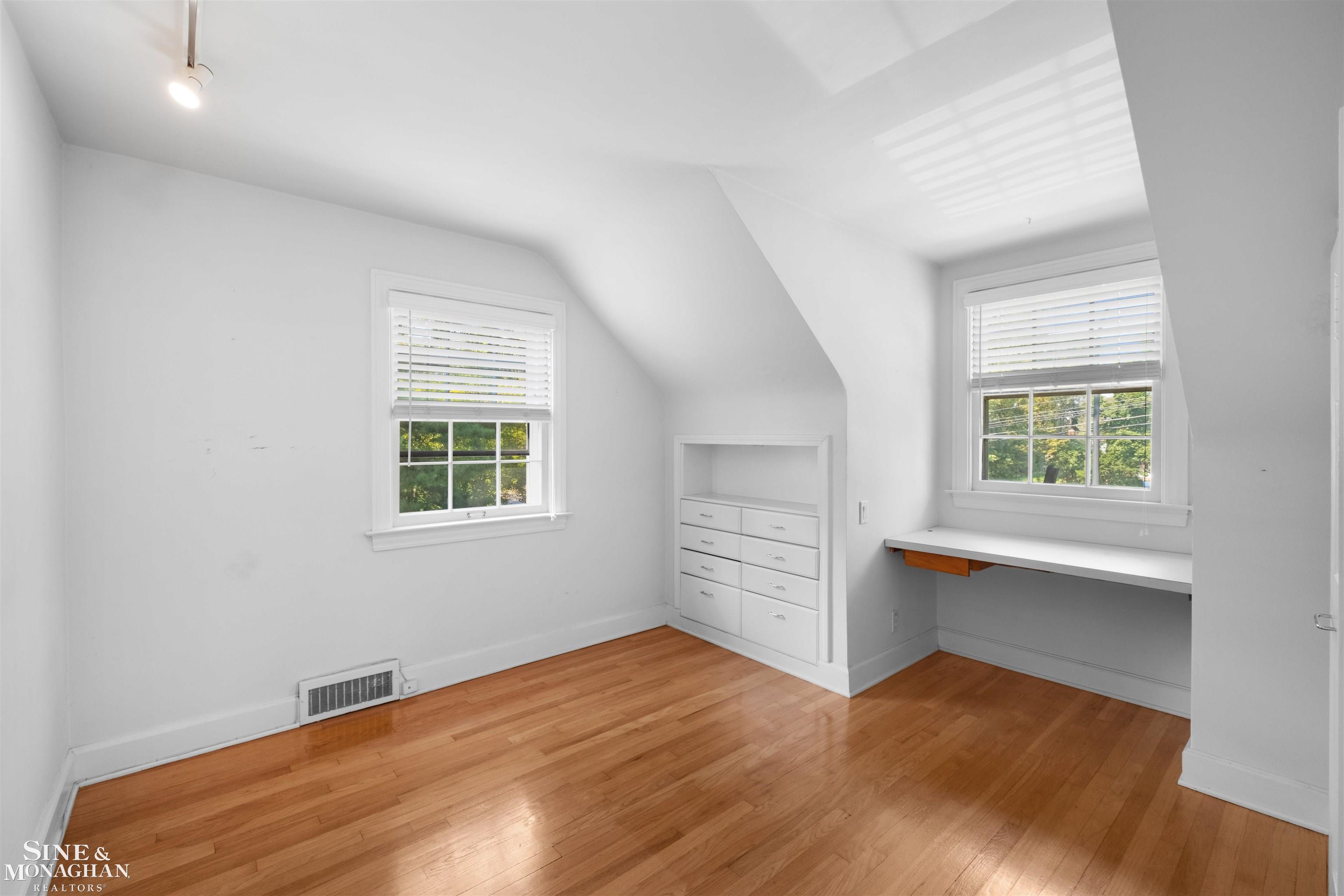 245 Moross Road Grosse Pointe Farms, MI 48236 - Photo 35 of 52