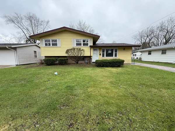 $160,000 | 18864 Greenbay Avenue, Lansing, IL 60438