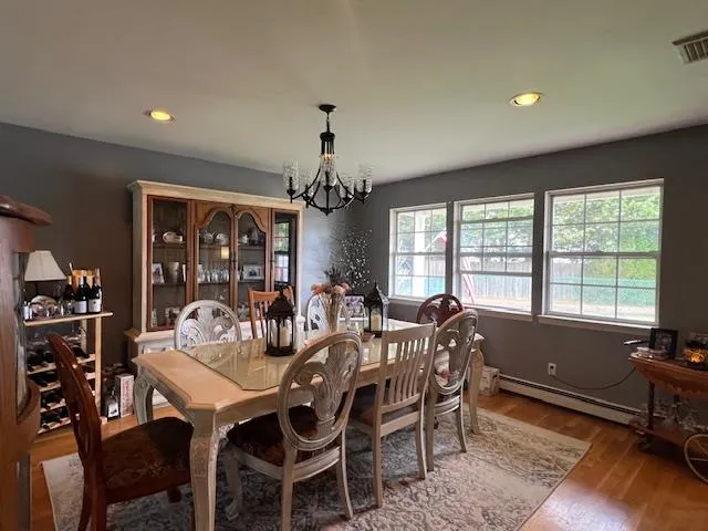 $1,100,000 | 121a West Avenue, Hicksville, NY 11801