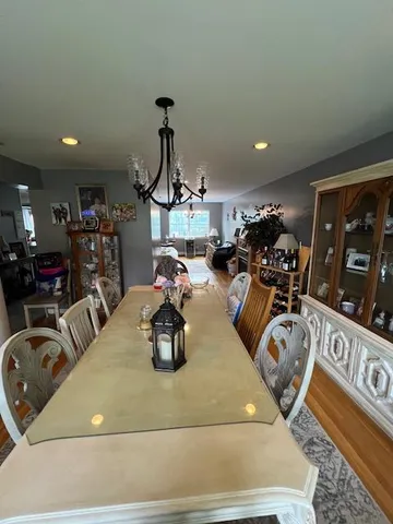 $1,100,000 | 121a West Avenue, Hicksville, NY 11801