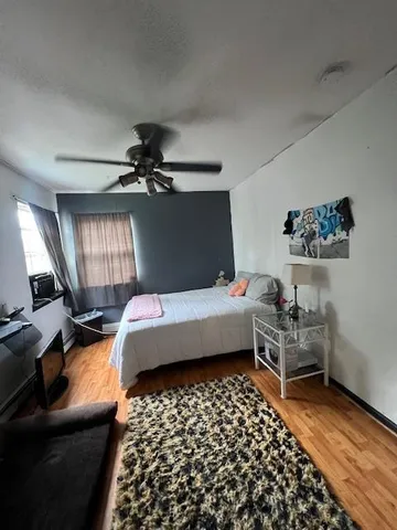 $1,100,000 | 121a West Avenue, Hicksville, NY 11801