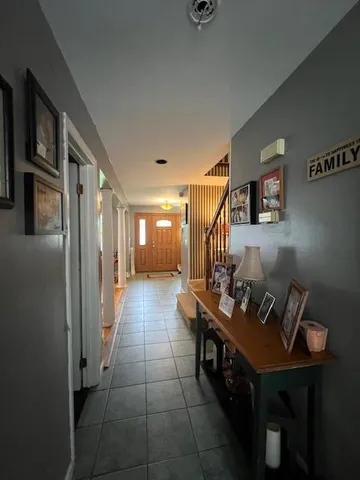 $1,100,000 | 121a West Avenue, Hicksville, NY 11801