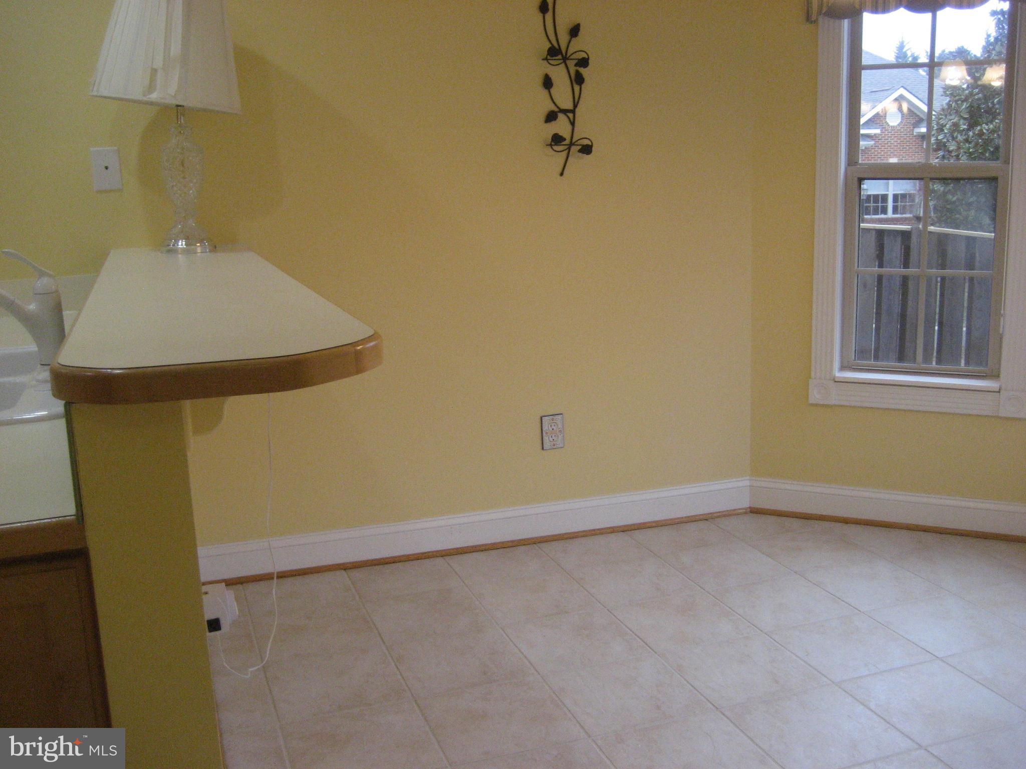 180 Carriage Chase Circle Warrenton, VA 20186 - Photo 16 of 22 an empty room with windows