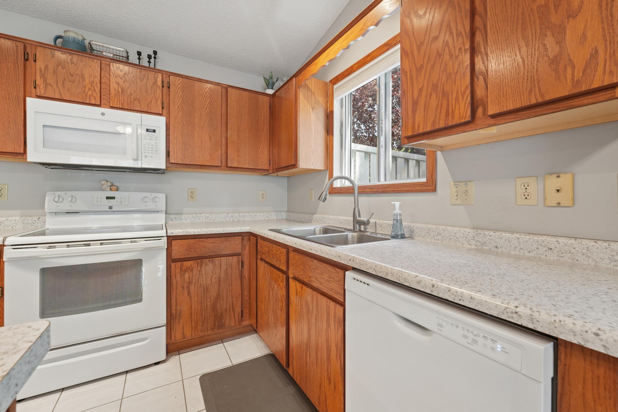 6A Oak Road, Unit B Circle Pines, MN 55014 - Photo 12 of 26