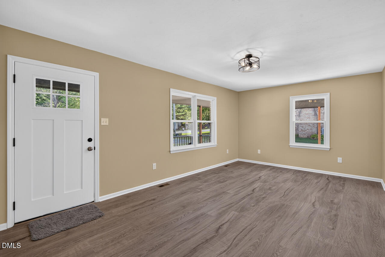 539 Riddle Avenue Hillsborough, NC 27278 - Photo 4 of 23 13