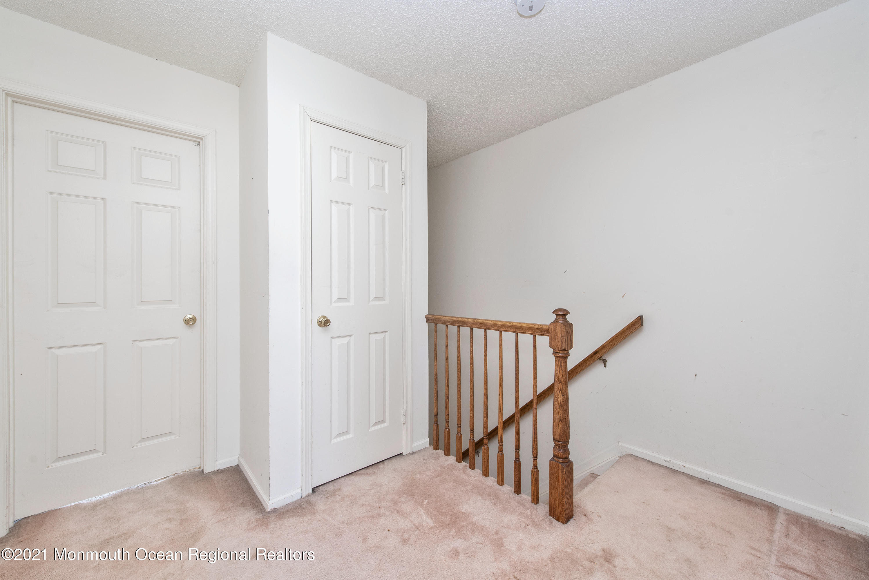 14 Stuart Drive, Unit 5 Freehold, NJ 07728 - Photo 22 of 26 DSC_6093