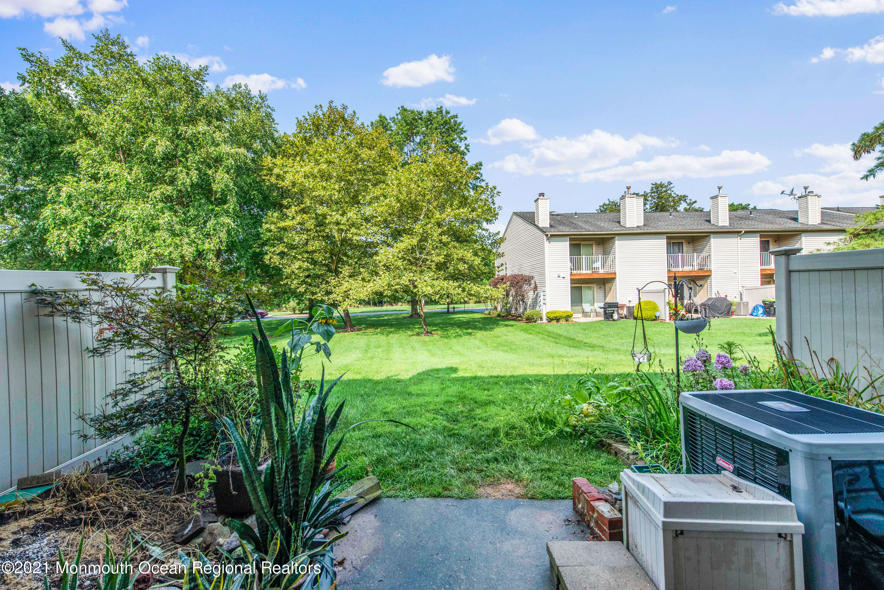 14 Stuart Drive, Unit 5 Freehold, NJ 07728 - Photo 24 of 26 DSC_5974