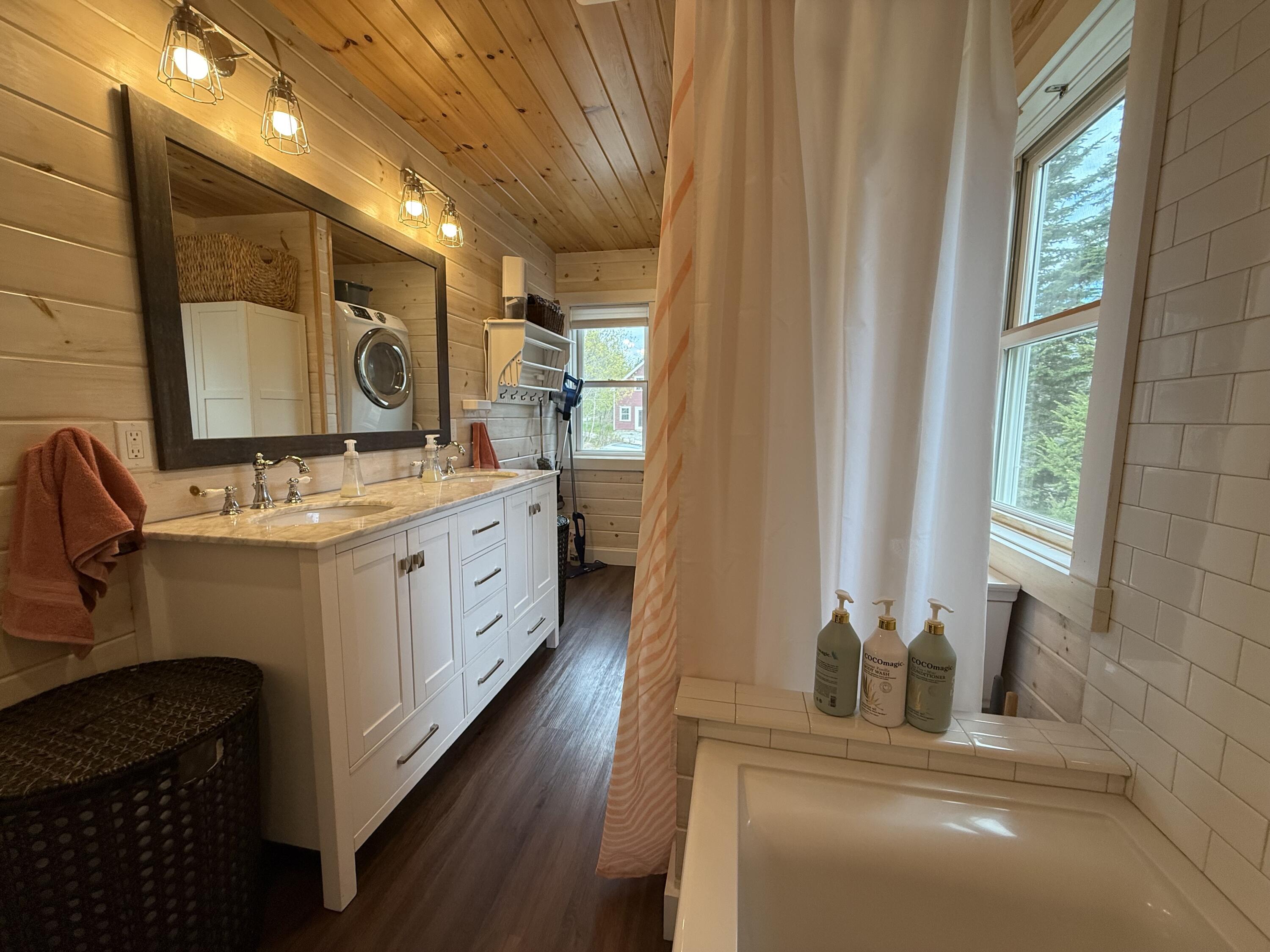 26 Hamilton Drive Vinalhaven, ME 04863 - Photo 14 of 35 IMG_0447