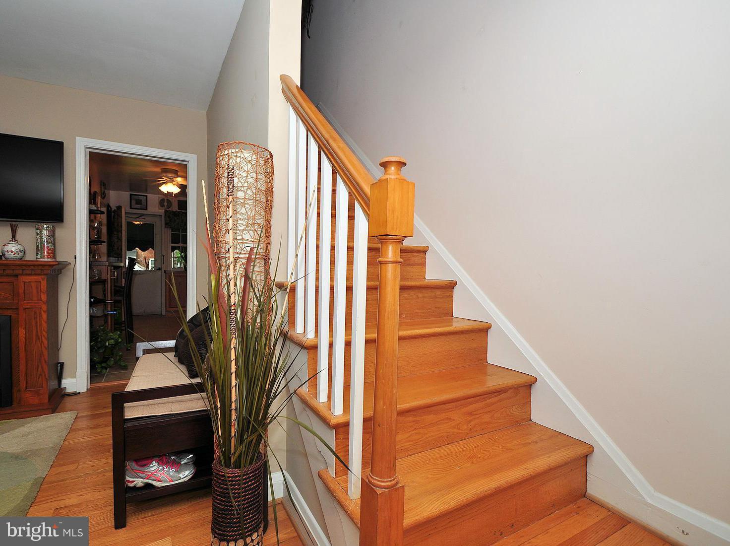 104 Overbrook Road Baltimore, MD 21212 - Photo 5 of 27 a view of entryway and hall with wooden floor