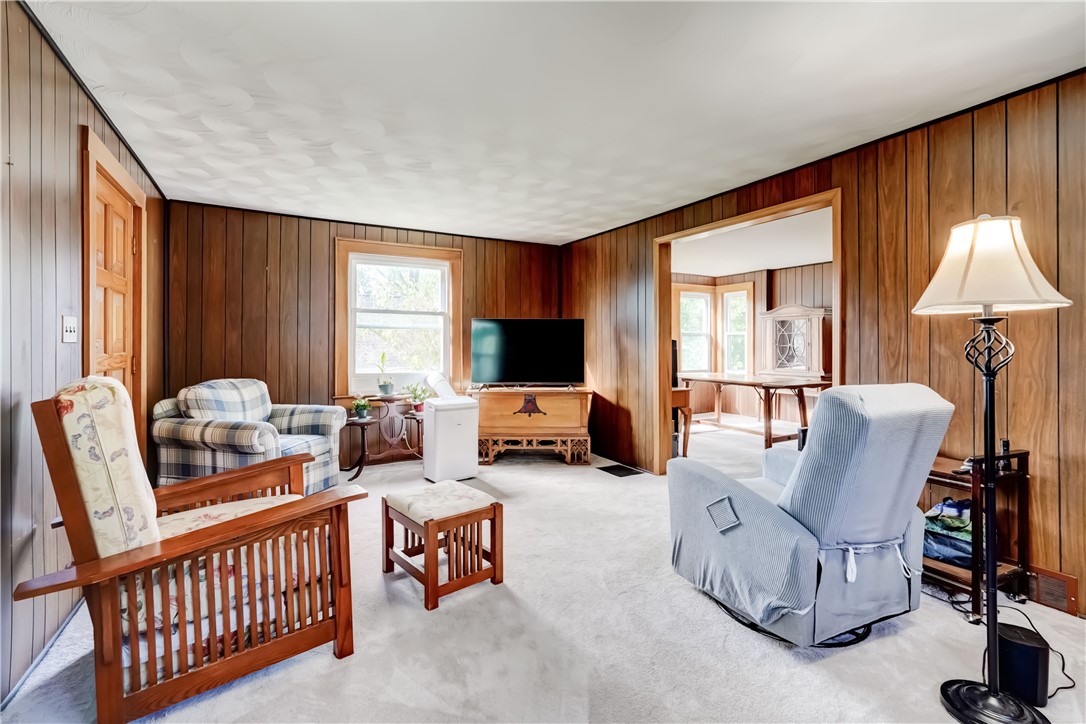 23 Garden Drive Irondequoit, NY 14609 - Photo 6 of 17 Living Room