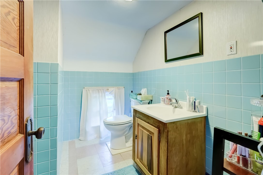 23 Garden Drive Irondequoit, NY 14609 - Photo 10 of 17