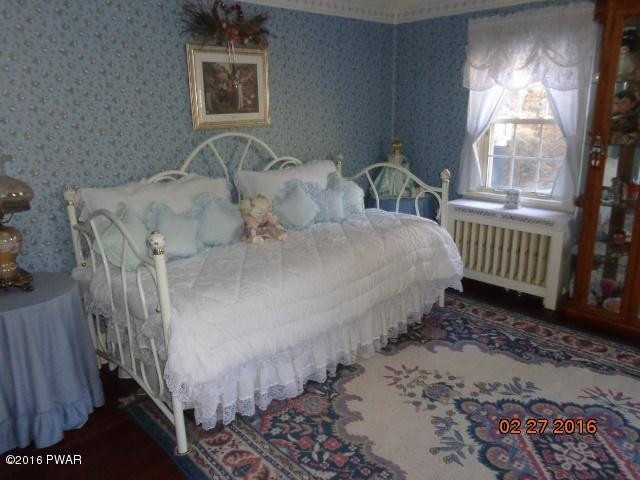 114 Foster Hill Road Milford, PA 18337 - Photo 23 of 46