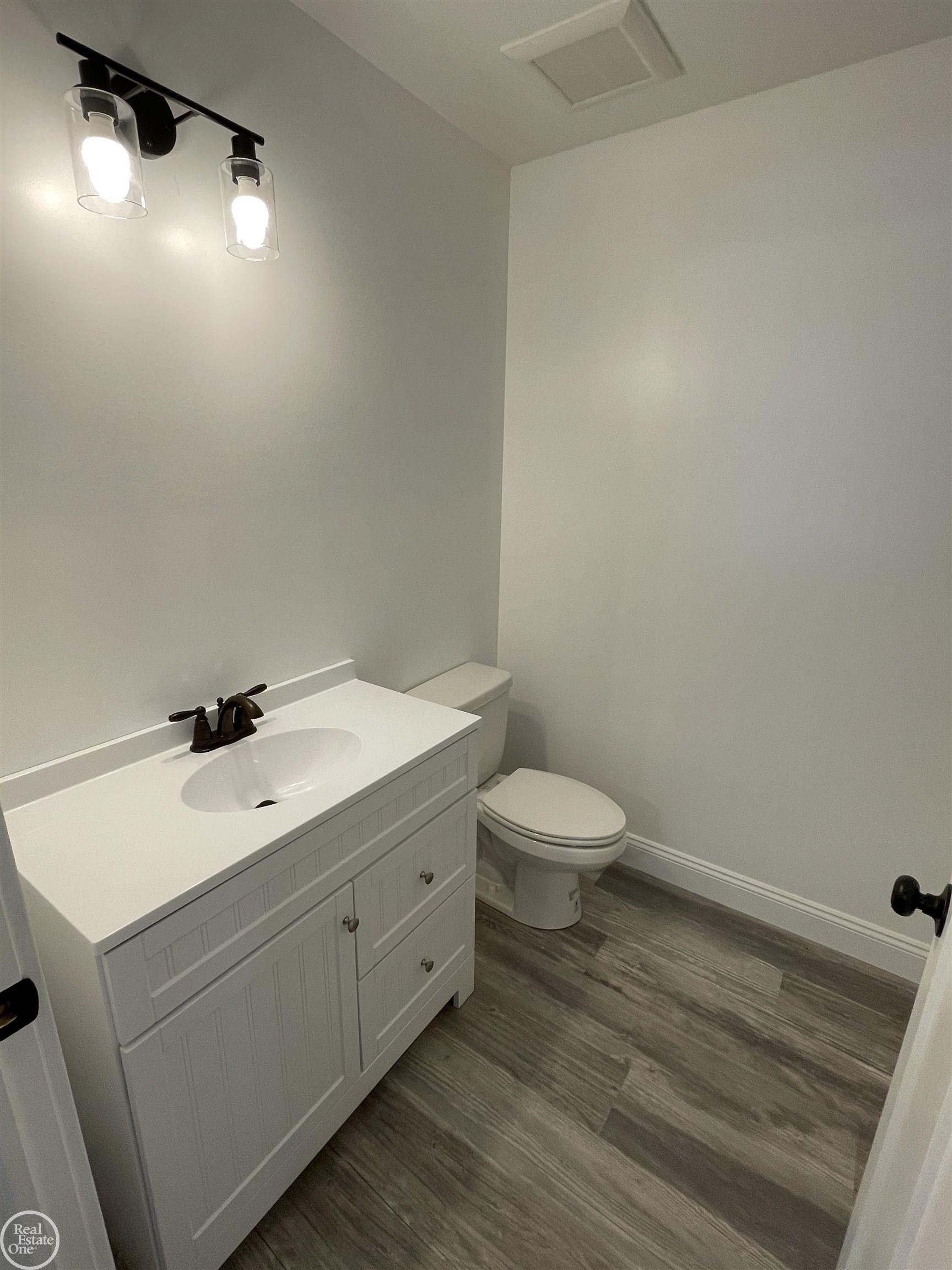 7213 Burns Line Road Lexington, MI 48450 - Photo 8 of 13 50168406-c1554bd3-aea0-4283-bc28-32bd1a2893f0.JPG