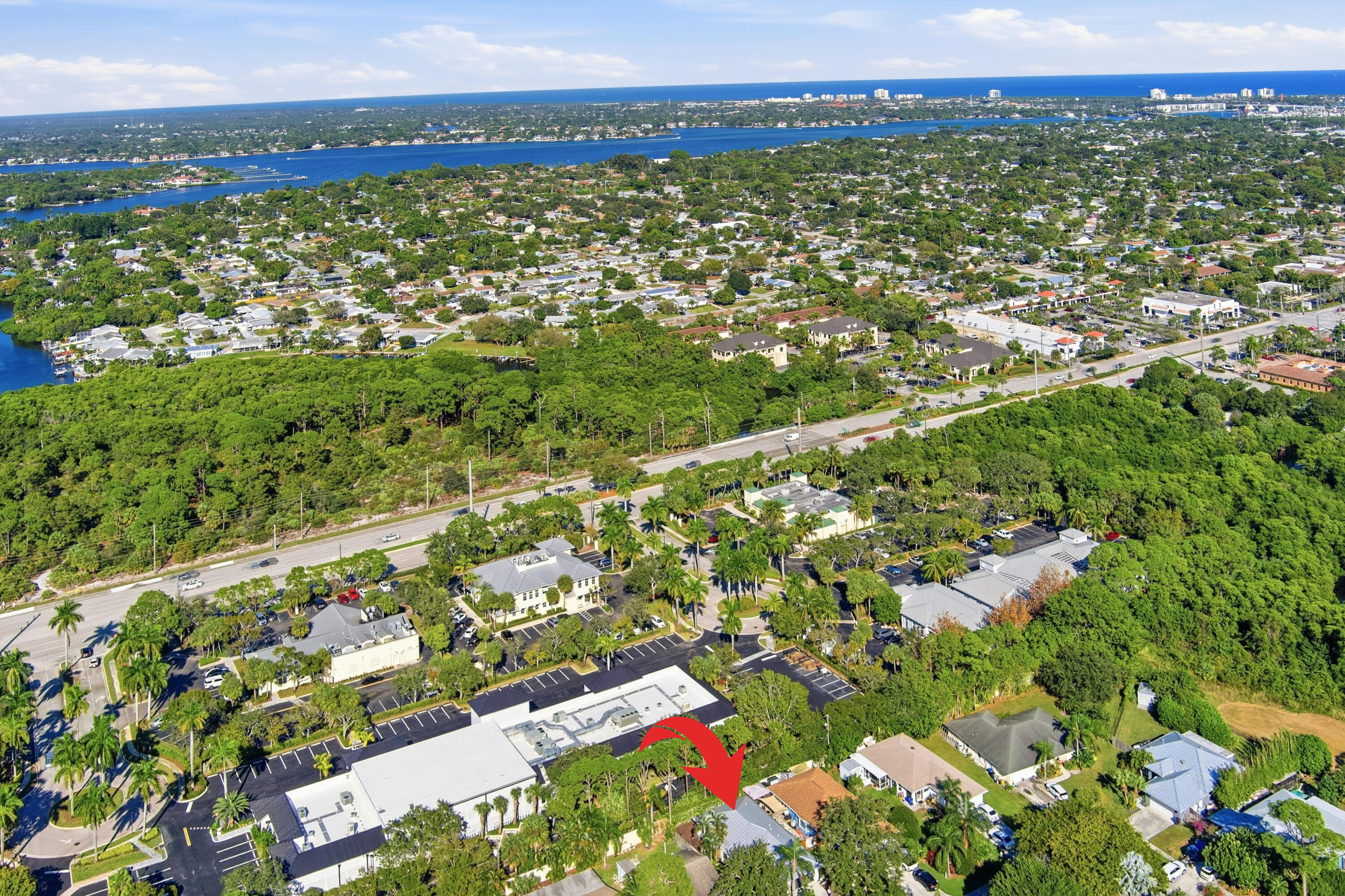1105 Cherokee Street Jupiter, FL 33458 - Photo 30 of 31 1105_Cherokee_St_007arrow
