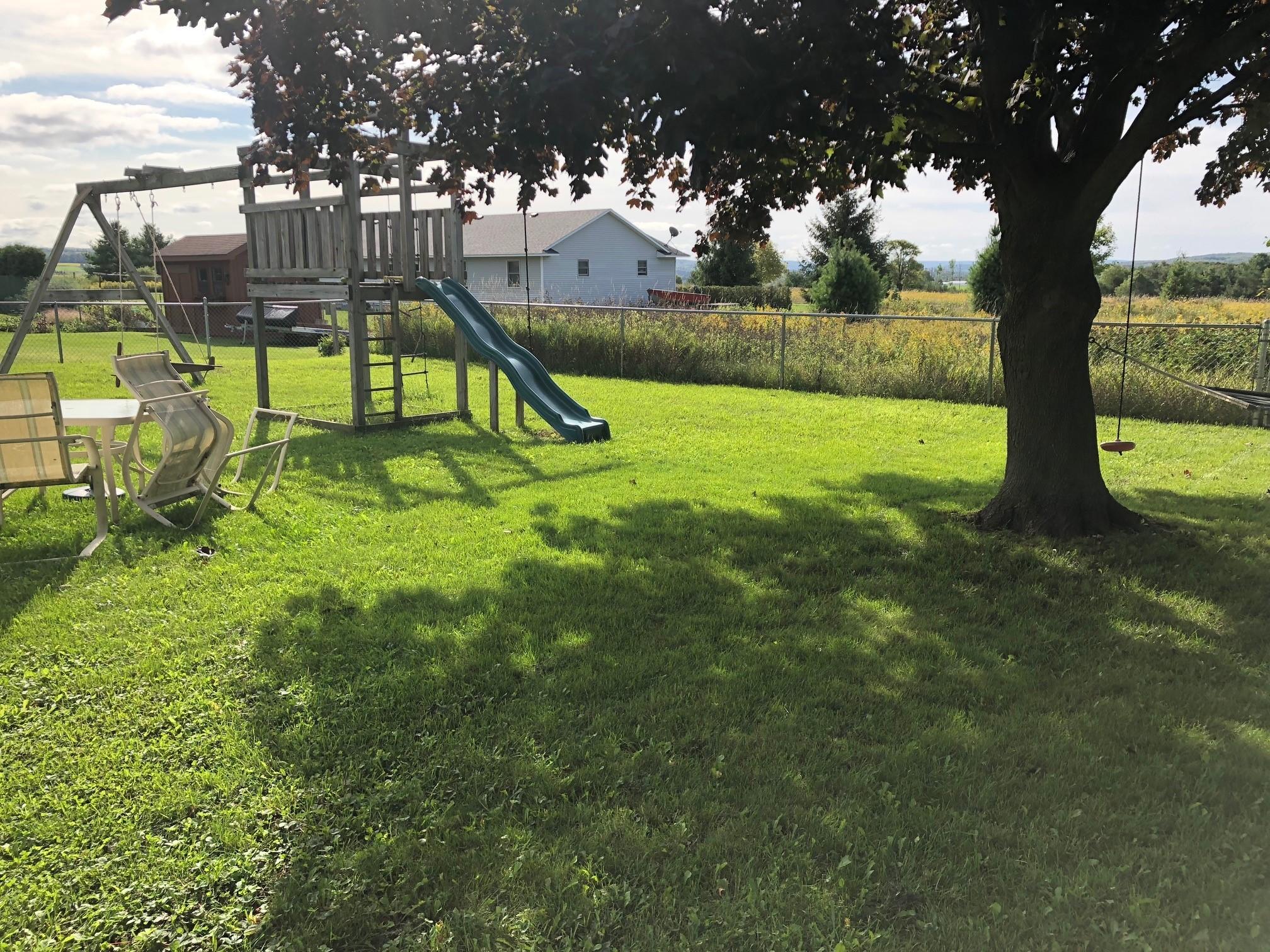 1120 Atkins Road Petoskey, MI 49770 - Photo 11 of 13 Gallery Image 11